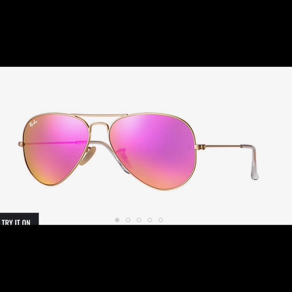 Ray-Ban “Aviator Flash”